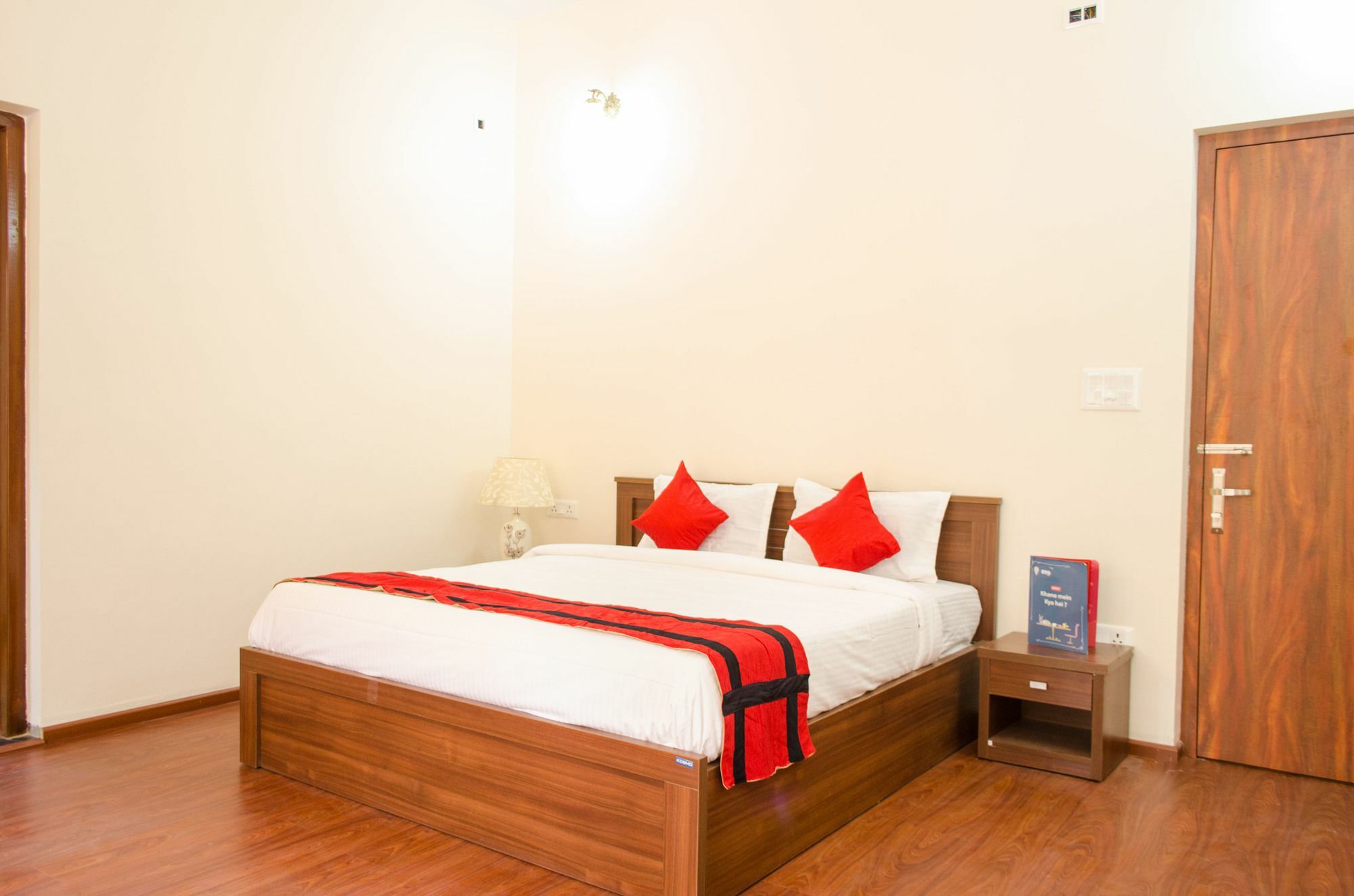Hotel Oyo 7187 Earth Aromaa Kalkata Exteriér fotografie